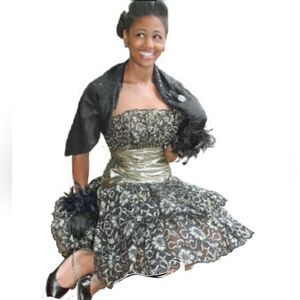 Vintage Late 70s Early 80s A.J. Bari Union Made Black Gold Lace & Lamè Dress 10